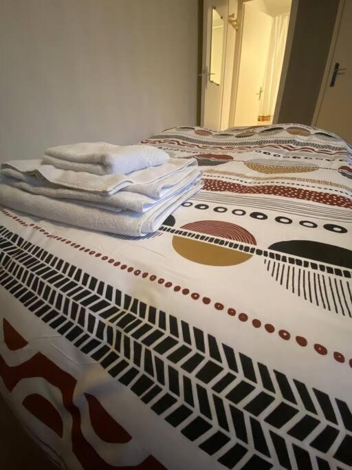 - Grand Proche Parc Darcy & Gare Apartment